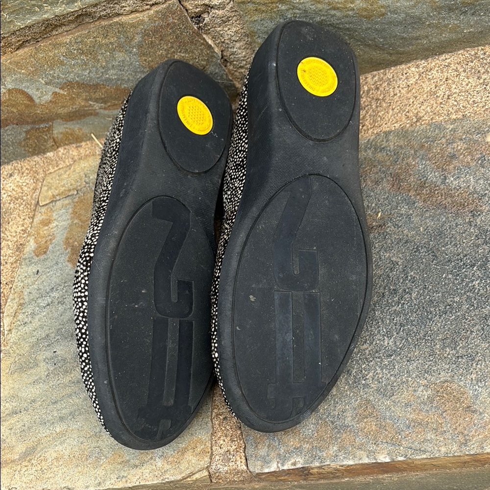 Fitflop Black and White Slip-On Shoes - Picture 4 of 5